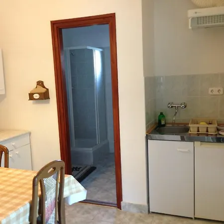 Апартаменты Natalia Хевиз