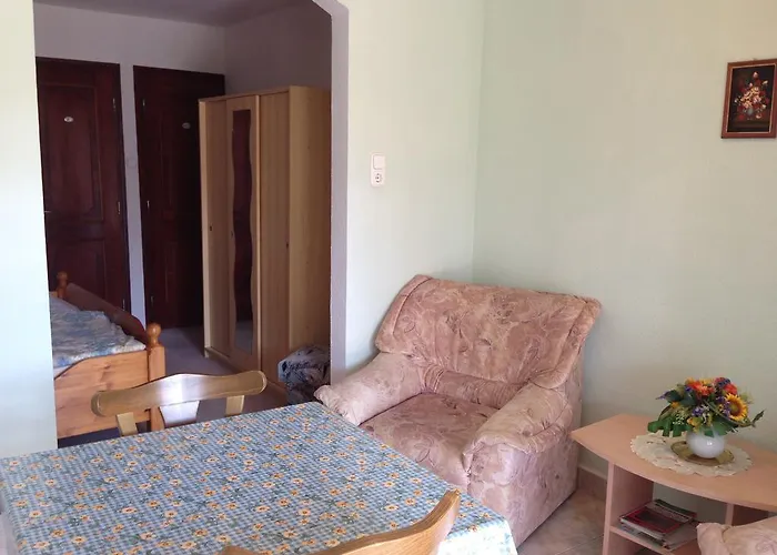 アパート Natalia ヘーヴィーズ